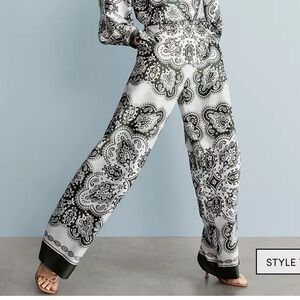 Ann Taylor white/green patterned wide leg satin pant- size small NWT